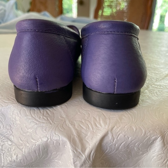 Valley Lane Gertrude Purple Leather Loafers Flats 9 1/2 - Picture 5 of 11